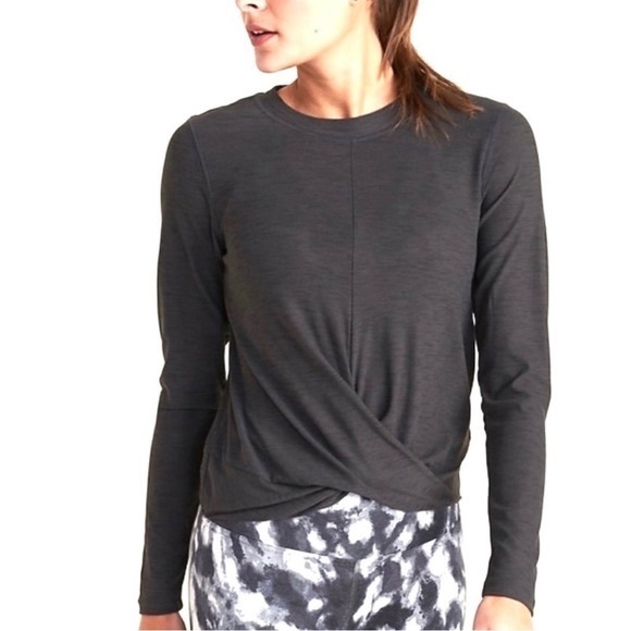 Old Navy Active lightweight grey long sleeve work out top size S - Picture 1 of 4